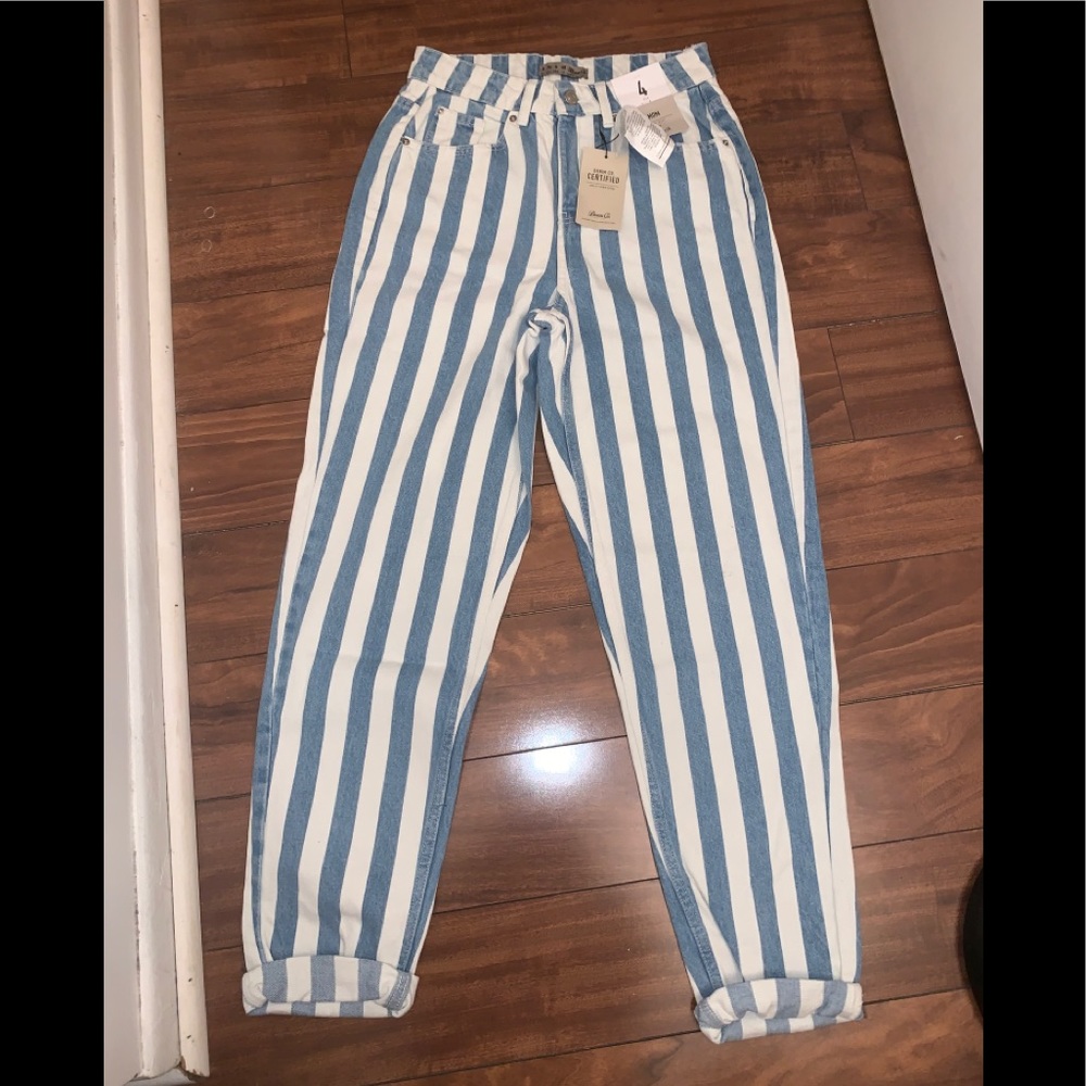 Mom Jeans